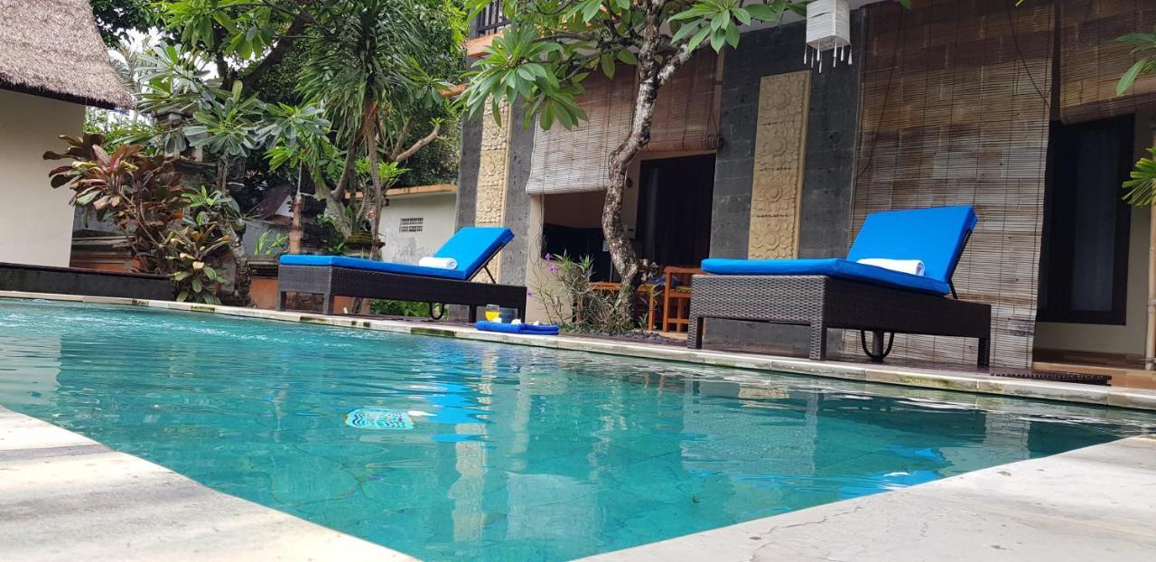 Eddys Cottages & Villa Legian Exterior foto